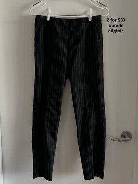 Uniqlo Pinstripe Cropped Tapered Pants Black Pull On Work Trousers Mid Rise